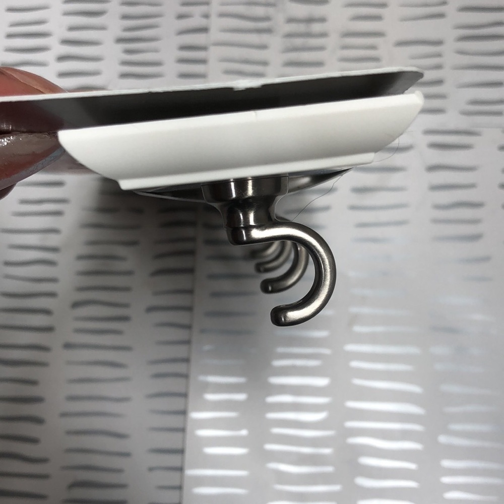 3M Command - Picture 4 of 6